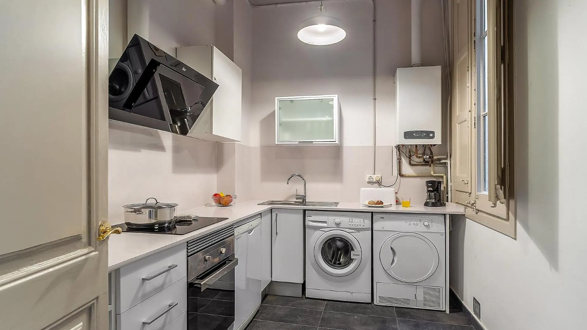 Ab Bailen Apartments バルセロナ